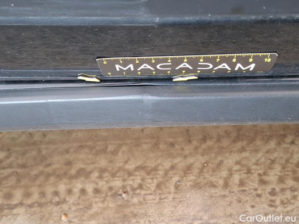  Citroen  C3  Shine Business 1.2 PureTech 110CV BVA6 E6d #23