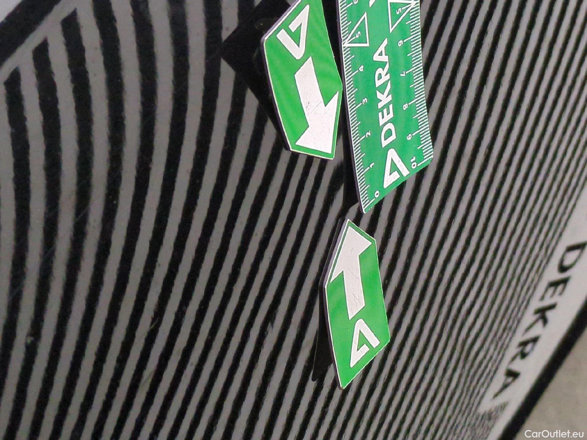  Citroen  C4  X Feel Pack 1.2 PureTech 130CV BVA8 6E #28