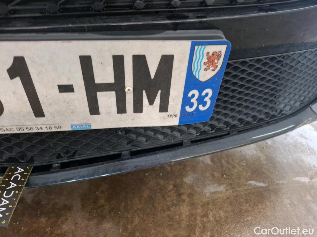  Mercedes  A-Klasse MERCEDES-BENZ Classe A Compact / 2018 / 5P / Berline A 250 e Business Line 8G-DCT #73