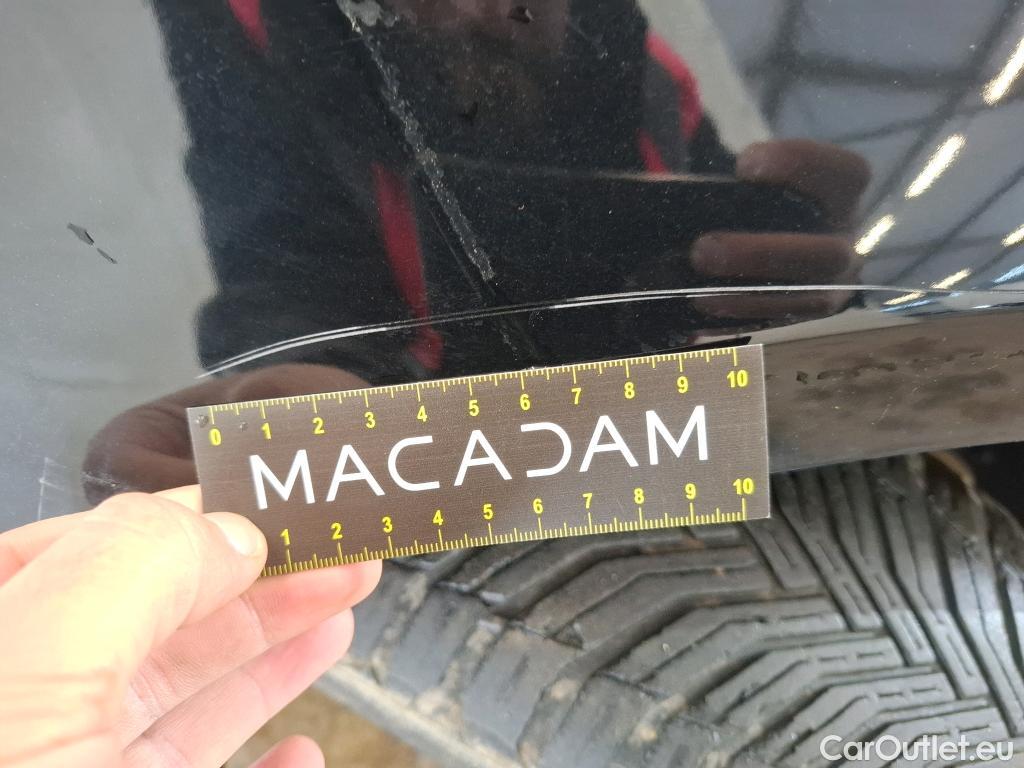  Mercedes  A-Klasse MERCEDES-BENZ Classe A Compact / 2018 / 5P / Berline A 250 e Business Line 8G-DCT #54