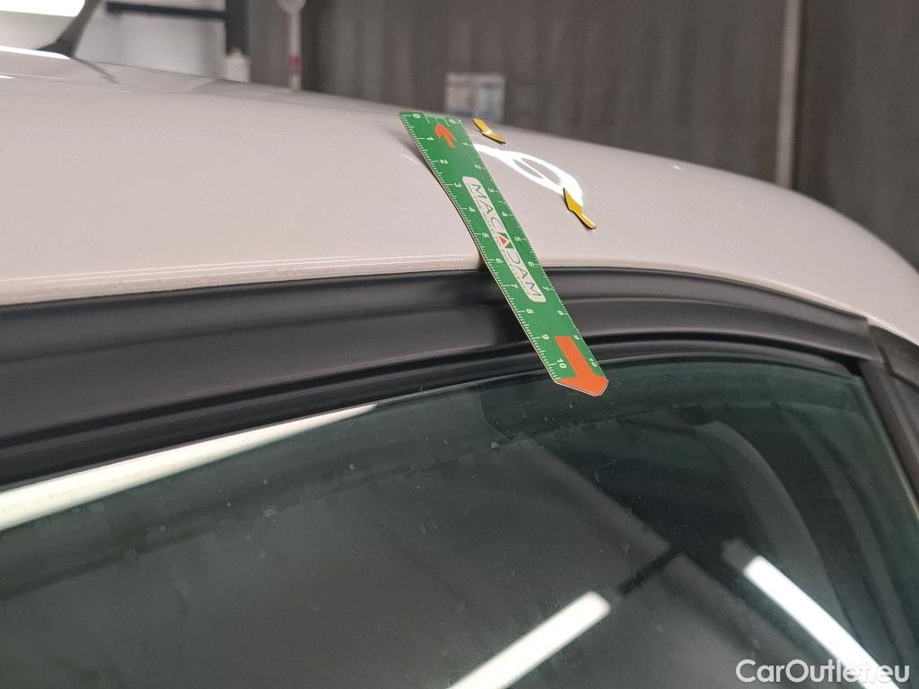  Citroen  C3  Société Feel Nav 1.2 PureTech 80CV BVM5 E6 #30