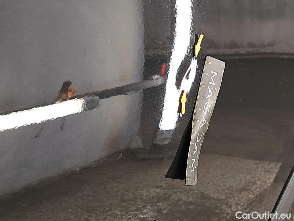  Nissan  Qashqai NISSAN  / 2021 / 5P / Crossover 1.3 MHEV 140 Business Edition #16