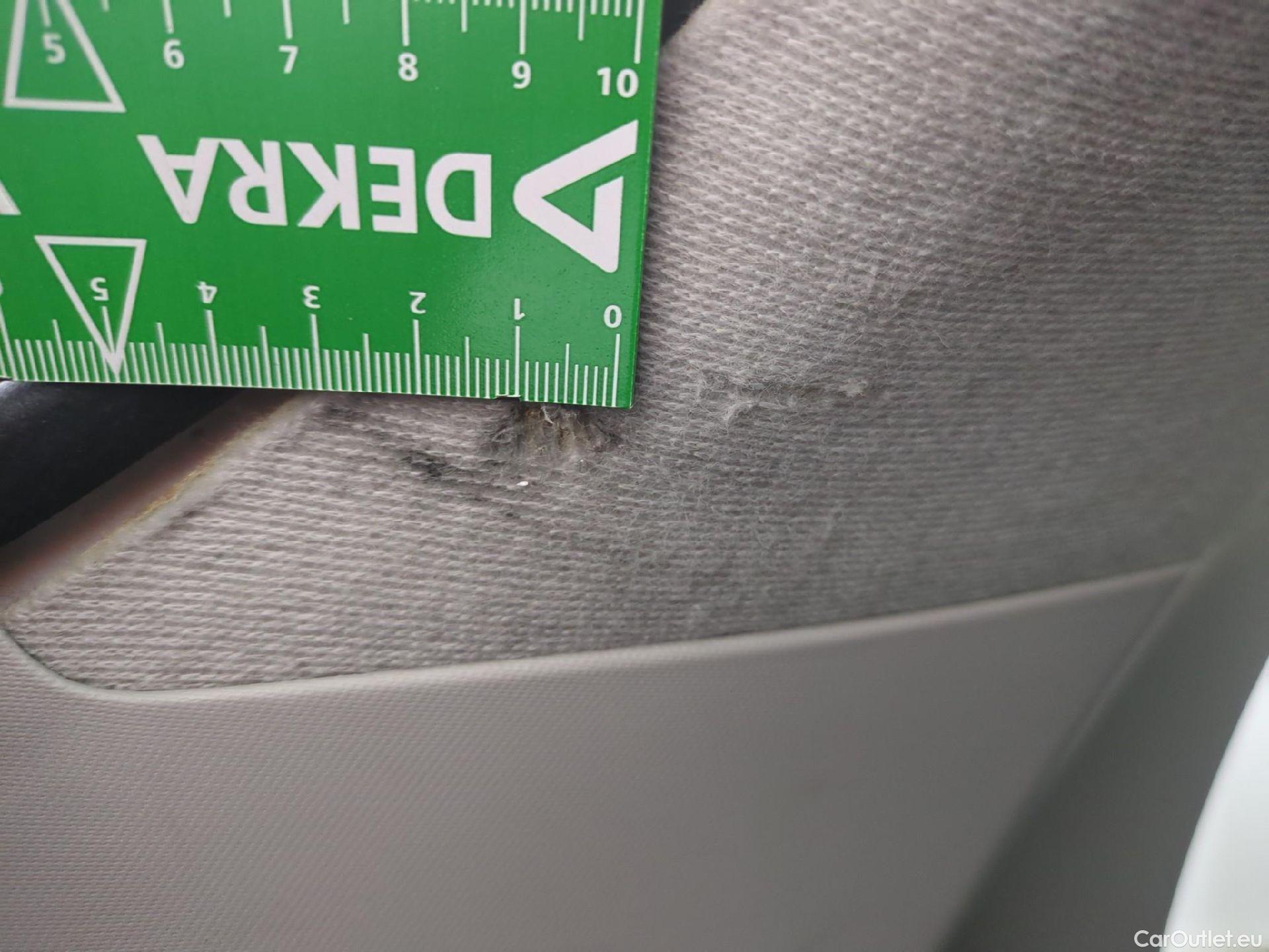  Citroen  C3 CITROEN  5p Berline PureTech 82 S&S BVM Feel Business #48