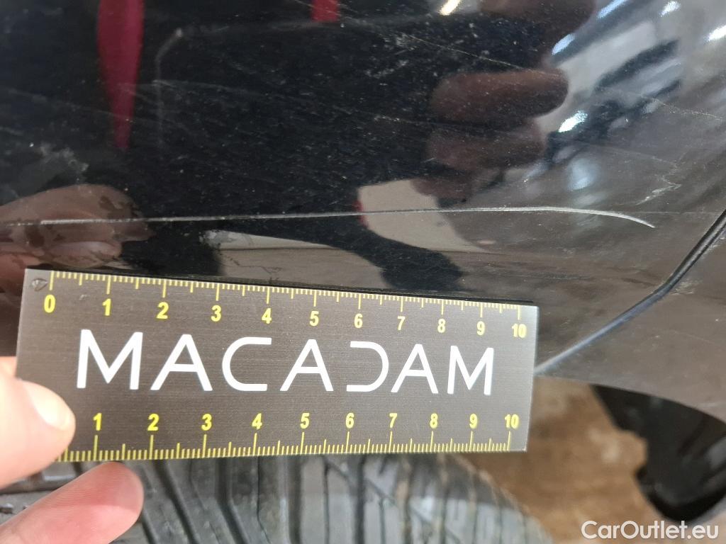  Mercedes  A-Klasse MERCEDES-BENZ Classe A Compact / 2018 / 5P / Berline A 250 e Business Line 8G-DCT #56