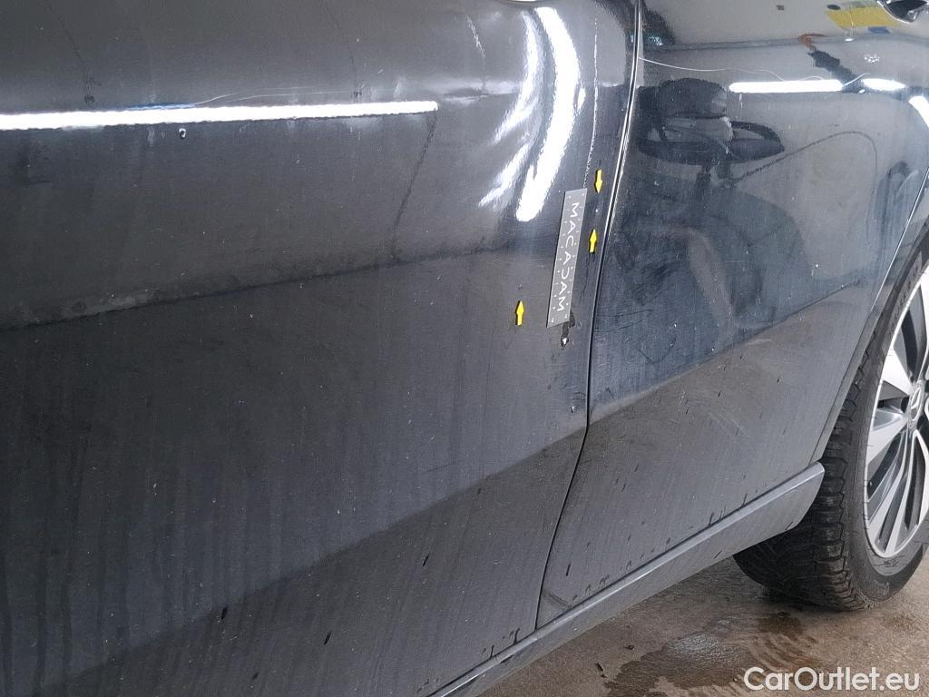  Mercedes  A-Klasse MERCEDES-BENZ Classe A Compact / 2018 / 5P / Berline A 250 e Business Line 8G-DCT #46