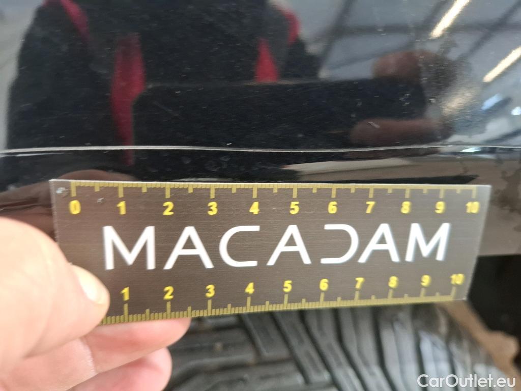  Mercedes  A-Klasse MERCEDES-BENZ Classe A Compact / 2018 / 5P / Berline A 250 e Business Line 8G-DCT #55