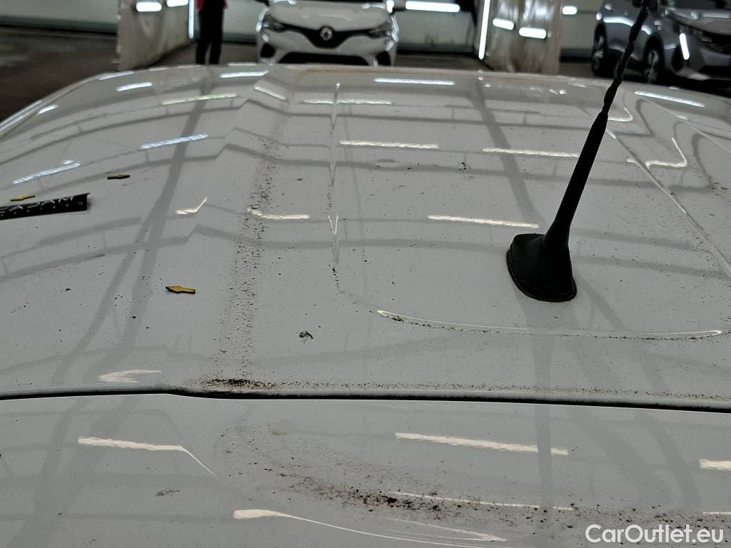  Citroen  C3  Shine Business 1.2 PureTech 110CV BVA6 E6d #6