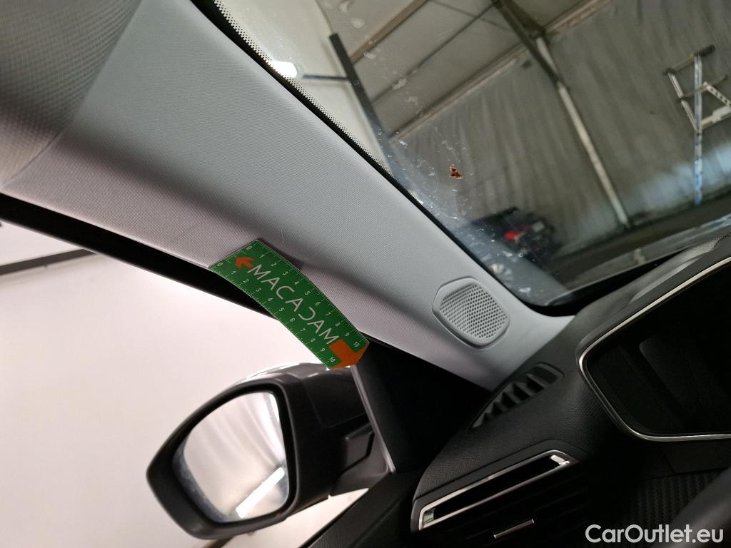  Peugeot  2008  Allure Business 1.2 PureTech 130CV BVA8 E6d #30