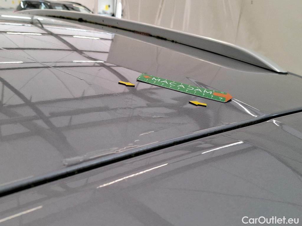  Peugeot  3008 PEUGEOT   2020  5P  SUV 16 HYBRID 225 EEAT8 Allure Pack #2