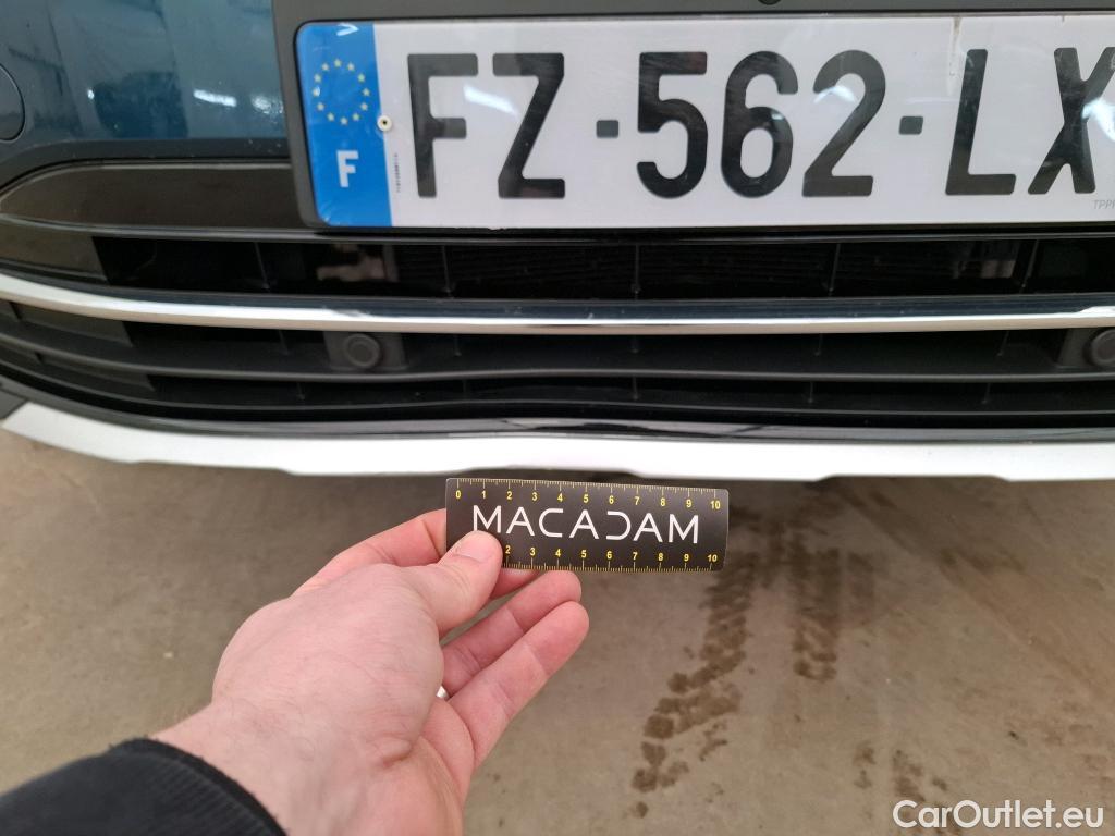  Volkswagen  Tiguan VOLKSWAGEN  / 2020 / 5P / SUV 1.4 eHybrid 245 DSG6 Elegance #3