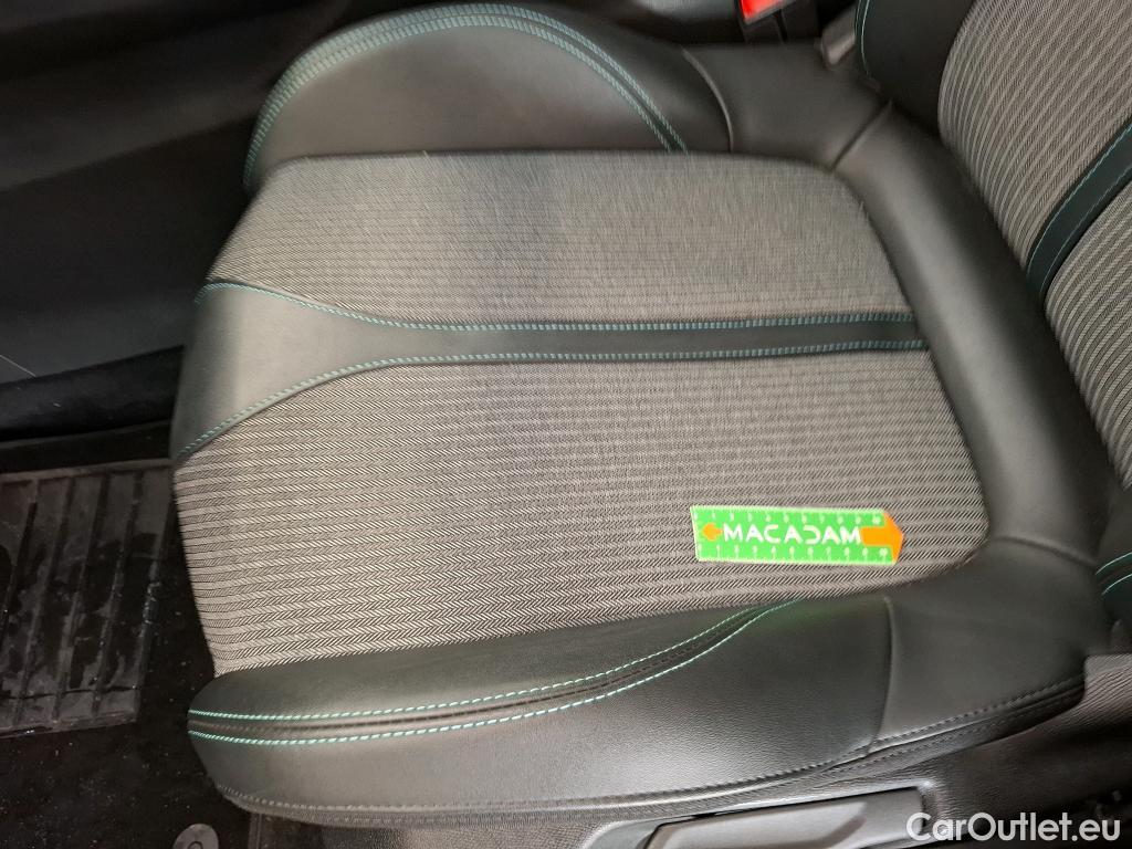  Peugeot  3008 PEUGEOT   2020  5P  SUV 16 HYBRID 225 EEAT8 Allure Pack #7