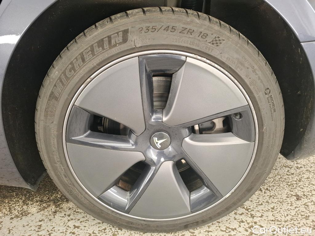  Tesla  Model 3 TESLA   2018  4P  Berline Propulsion #28