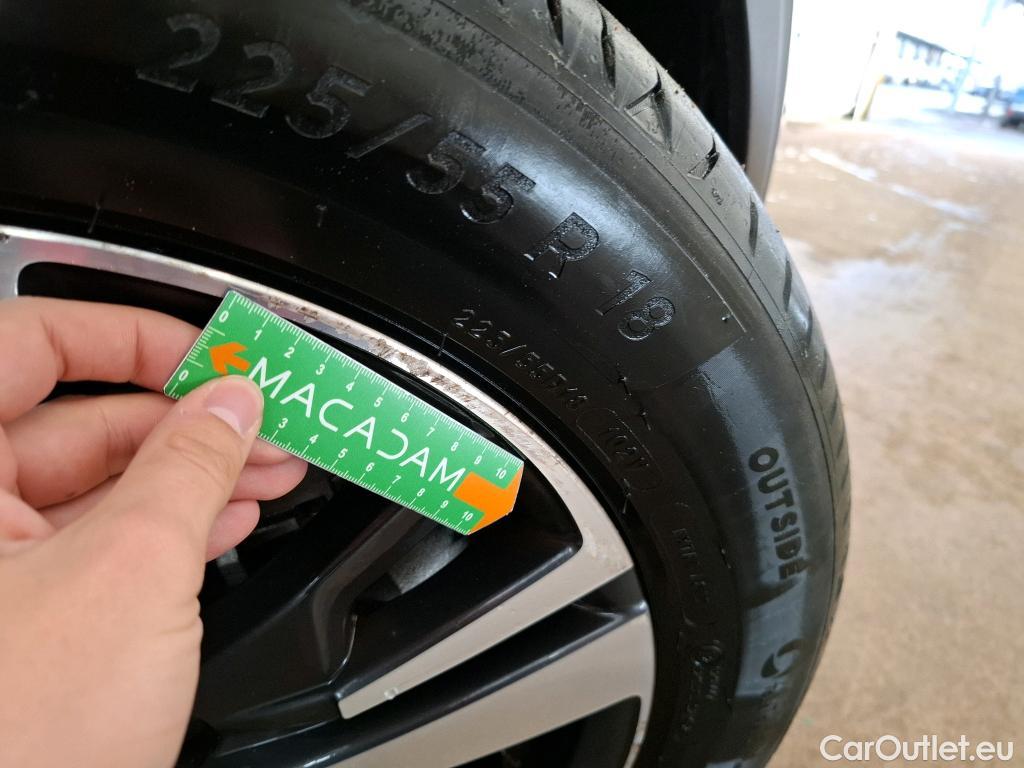  Peugeot  3008 PEUGEOT   2020  5P  SUV 16 HYBRID 225 EEAT8 Allure Pack #13