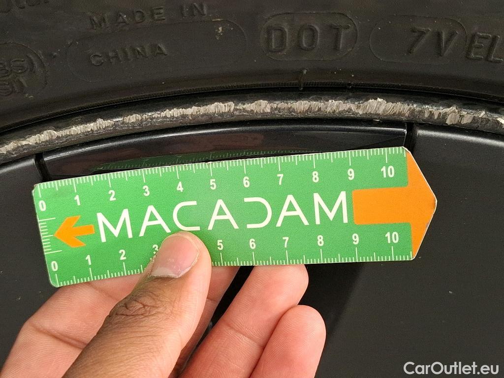  Tesla  Model 3 TESLA   2018  4P  Berline Propulsion #15