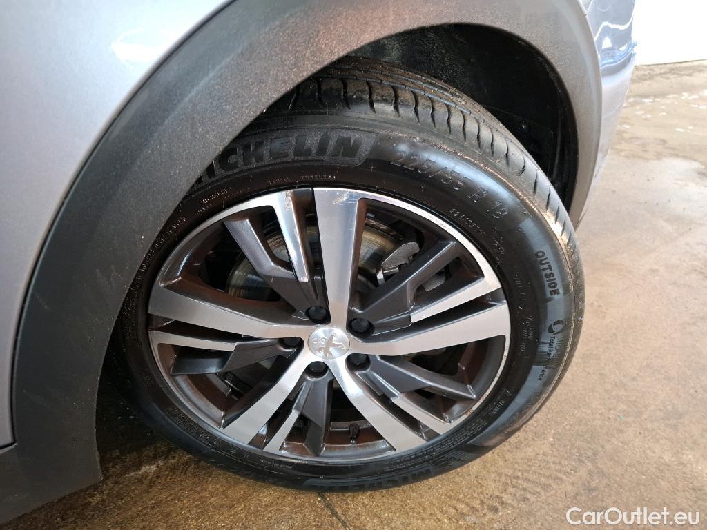  Peugeot  3008 PEUGEOT   2020  5P  SUV 16 HYBRID 225 EEAT8 Allure Pack #9