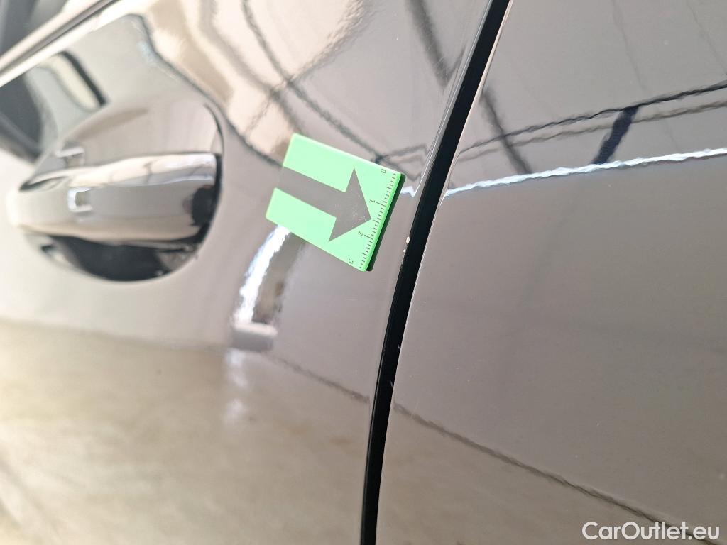  Mercedes  C-Klasse C 300 e #12