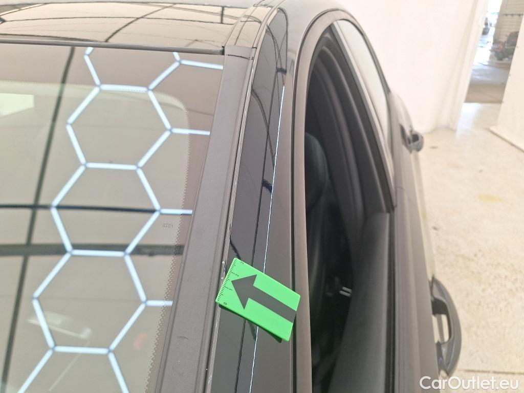  Mercedes  C-Klasse C 300 e #19