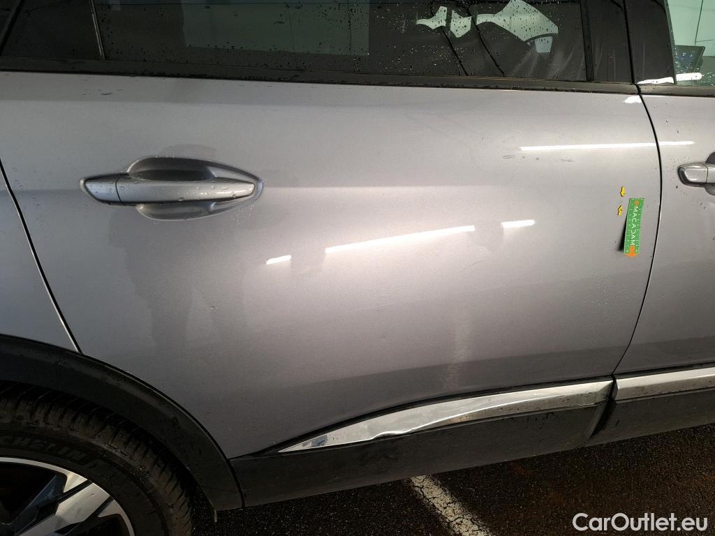  Peugeot  5008  Allure Pack 1.5 HDi 130CV BVA8 7 Sieges E6d #52