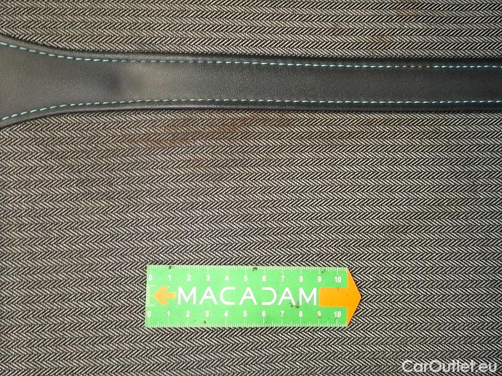  Peugeot  5008  Allure Pack 1.5 HDi 130CV BVA8 7 Sieges E6d #31