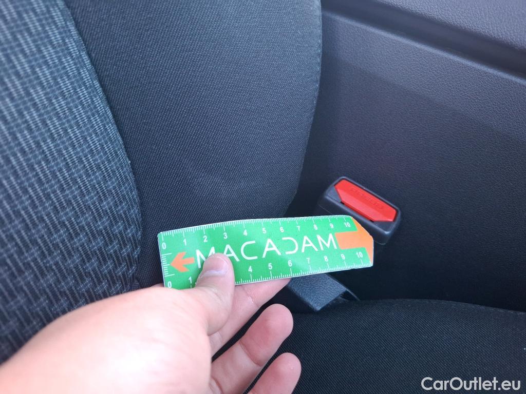  Bmw  Serie 1 BMW Série 1 / 2019 / 5P / Berline 116i DKG7 Business Design #6