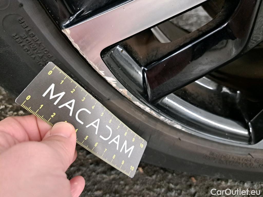  Peugeot  3008 PEUGEOT  2020 5P SUV 1.6 HYBRID 225 EEAT8 GT #30