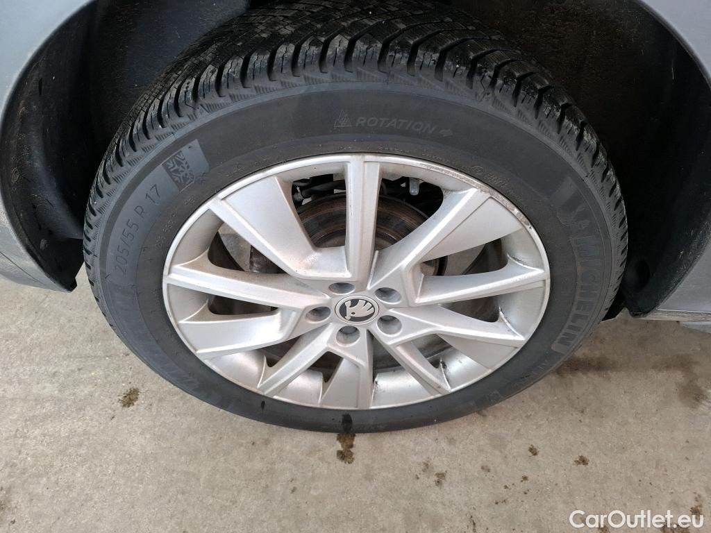  Skoda  KAMIQ SKODA  5p SUV 1.0 TSI 116ch DSG7 Style #1