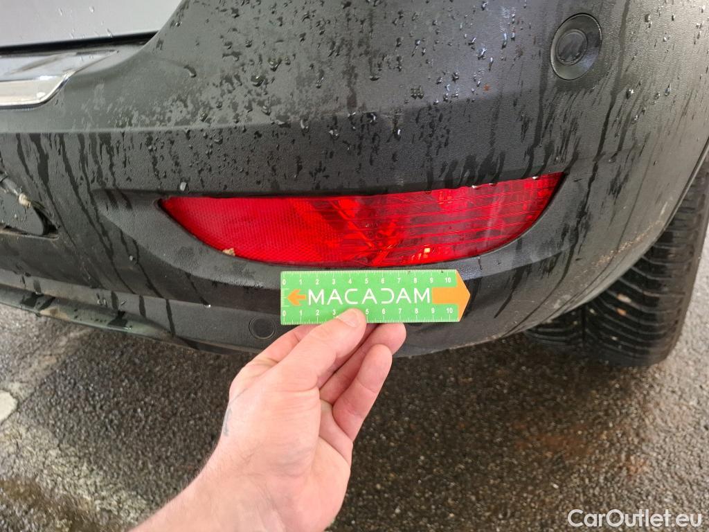  Peugeot  5008  Allure Pack 1.5 HDi 130CV BVA8 7 Sieges E6d #28