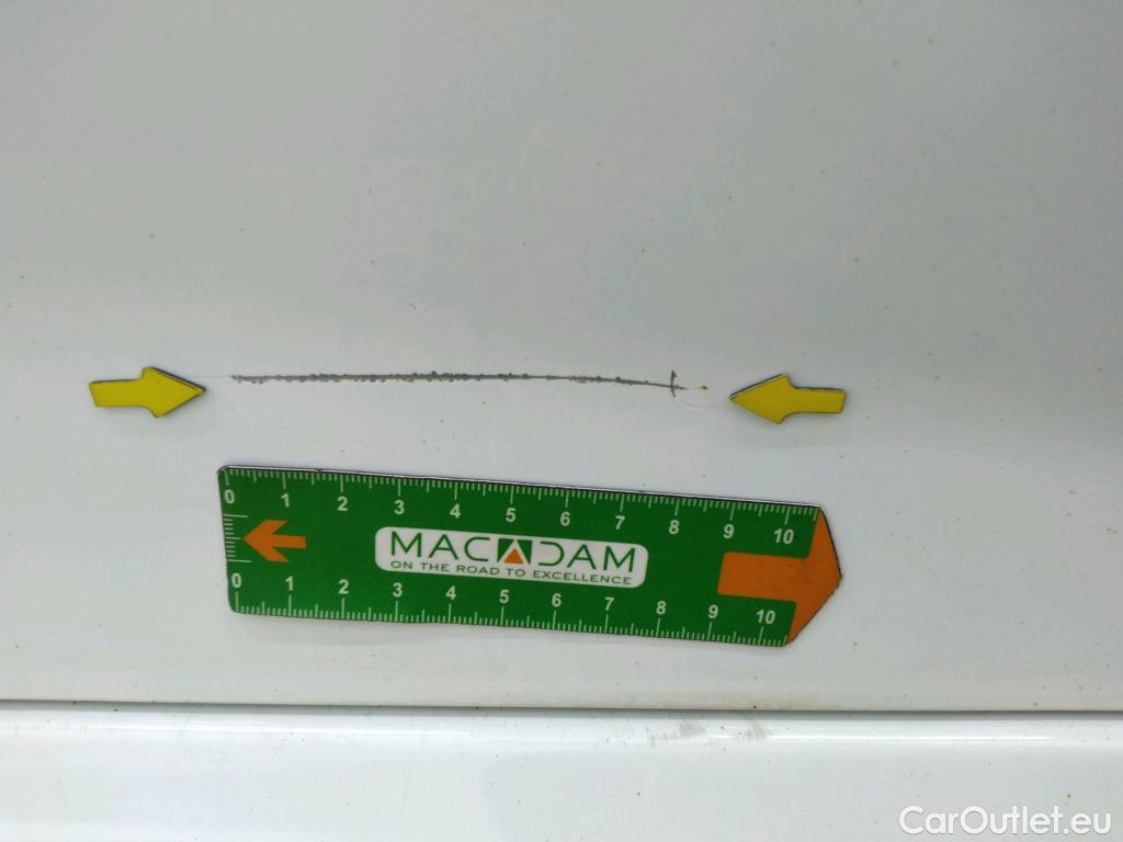  Peugeot  208  Premium 1.5 HDi 100CV BVM6 E6d #18