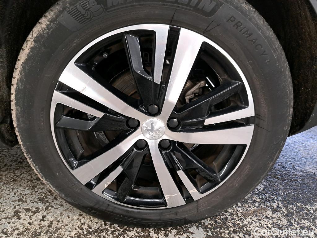  Peugeot  3008 PEUGEOT  2020 5P SUV 1.6 HYBRID 225 EEAT8 GT #20