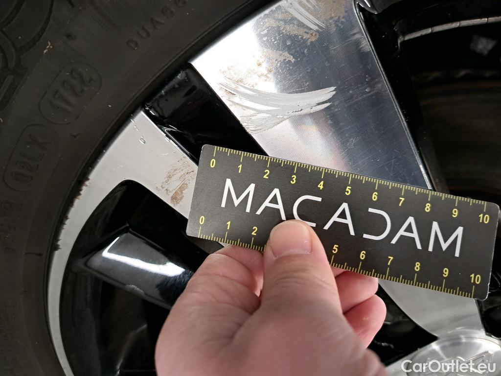  Peugeot  3008 PEUGEOT  2020 5P SUV 1.6 HYBRID 225 EEAT8 GT #15