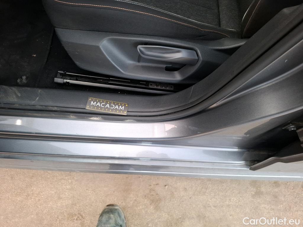  Skoda  KAMIQ SKODA  5p SUV 1.0 TSI 116ch DSG7 Style #10