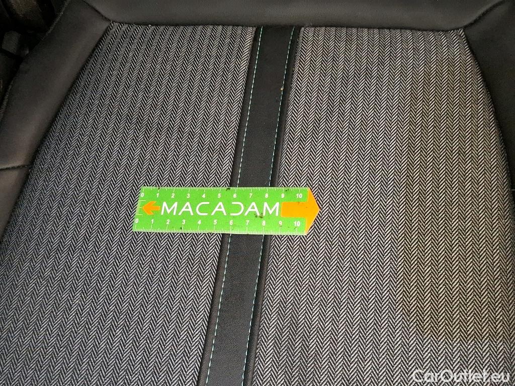  Peugeot  5008  Allure Pack 1.5 HDi 130CV BVA8 7 Sieges E6d #35