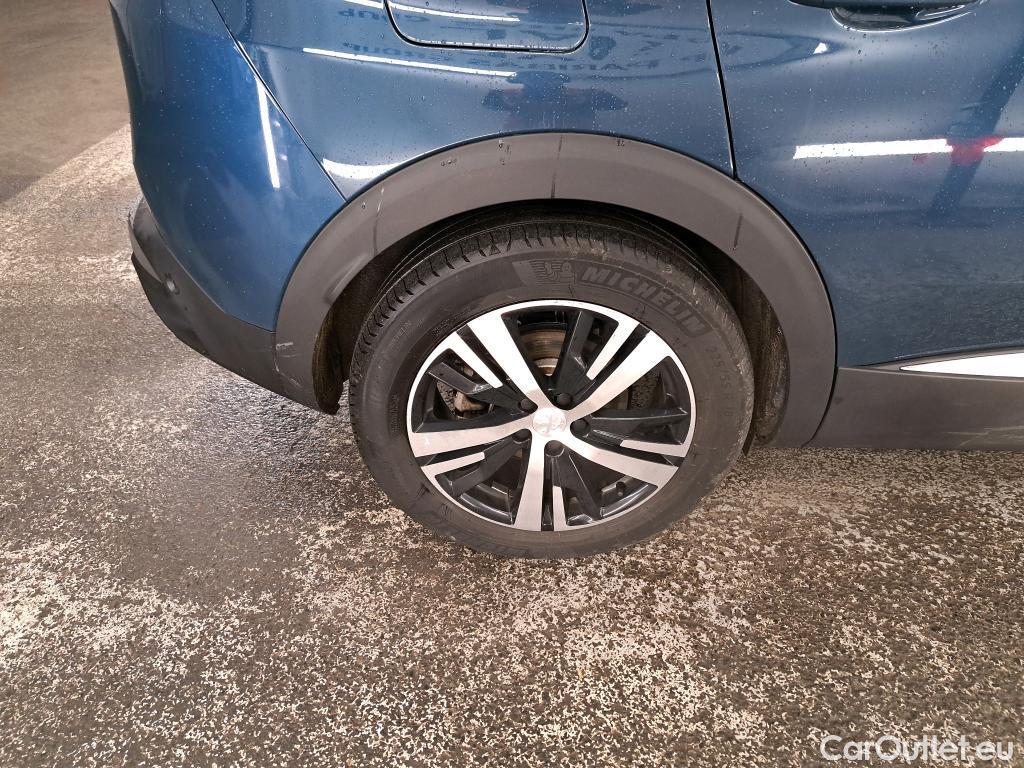  Peugeot  3008 PEUGEOT  2020 5P SUV 1.6 HYBRID 225 EEAT8 GT #44