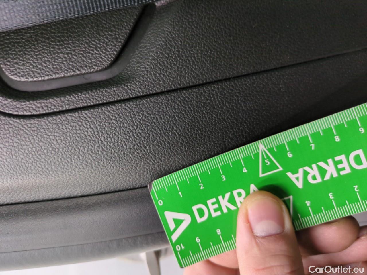  Renault  Megane  IV Berline 5 ptes. Techno 1.5 dCi 115CV BVM6 E6d #9