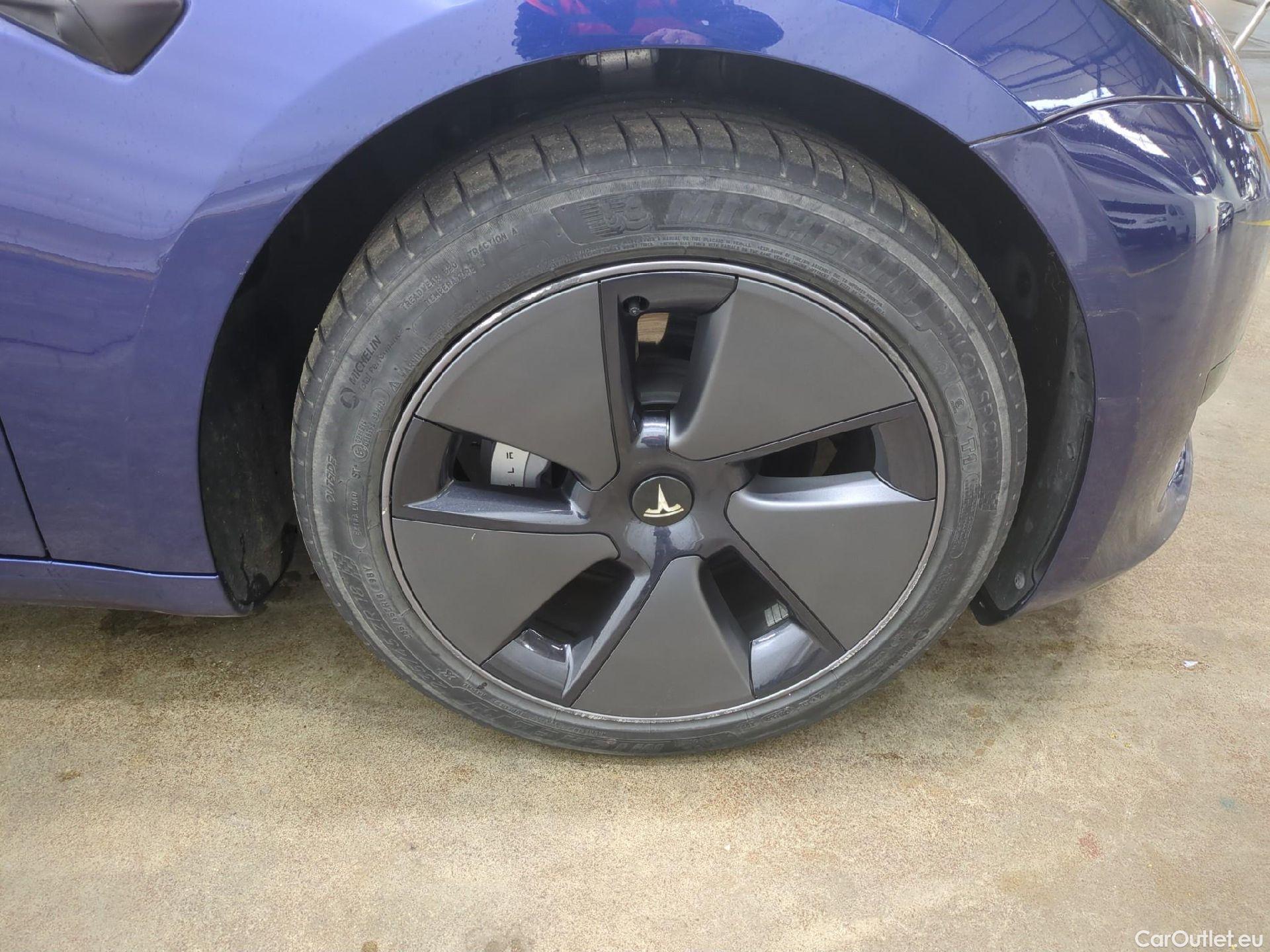  Tesla  Model 3 TESLA  / 2018 / 4P / Berline Propulsion #8