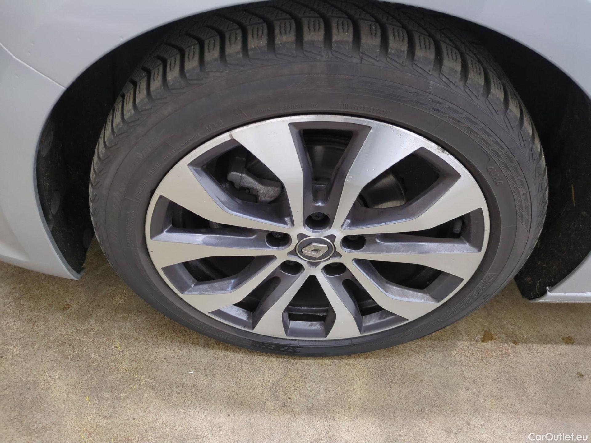  Renault  Megane  IV Berline 5 ptes. Techno 1.5 dCi 115CV BVM6 E6d #6