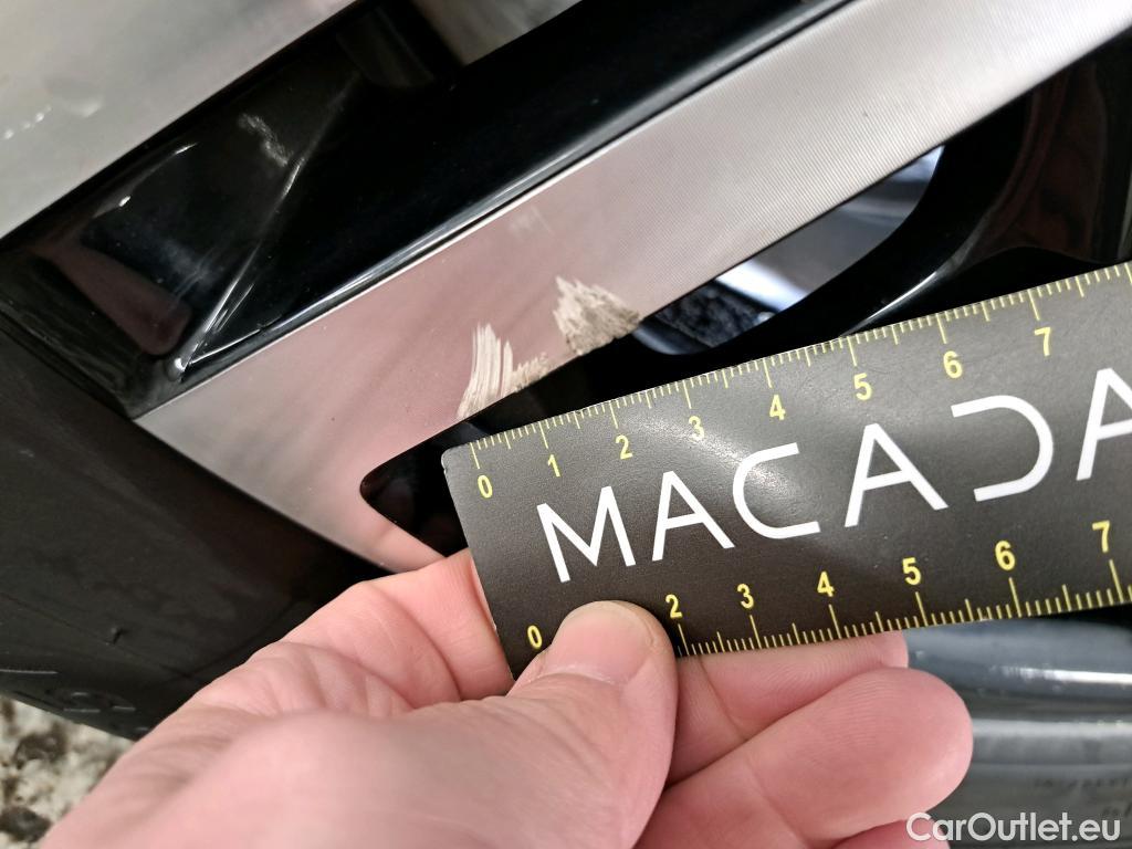  Peugeot  3008 PEUGEOT  2020 5P SUV 1.6 HYBRID 225 EEAT8 GT #23