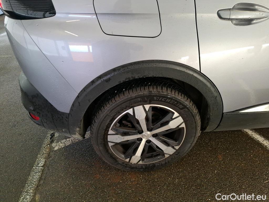  Peugeot  5008  Allure Pack 1.5 HDi 130CV BVA8 7 Sieges E6d #39