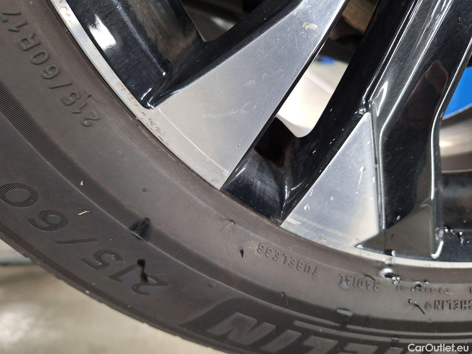  Peugeot  2008 Peugeot,  '19, Peugeot  1.2 Puretech 74kW S&S Allure 5d #9