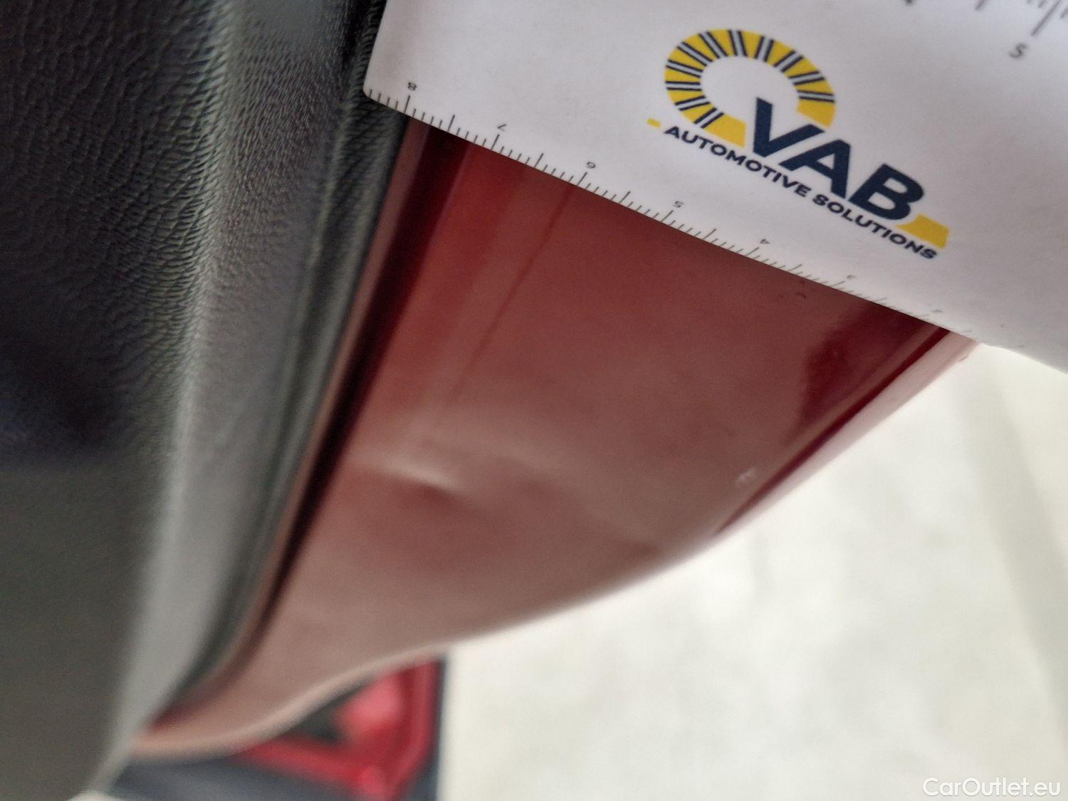  Peugeot  5008 Peugeot,  '16, Peugeot  1.5 BlueHDi 96kW S&S EAT8 GT Line 5d #26