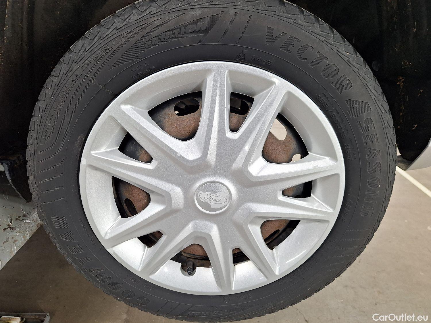  Ford  Fiesta Ford,  '17, Ford  1.1i 52kW Business Class 5d #19