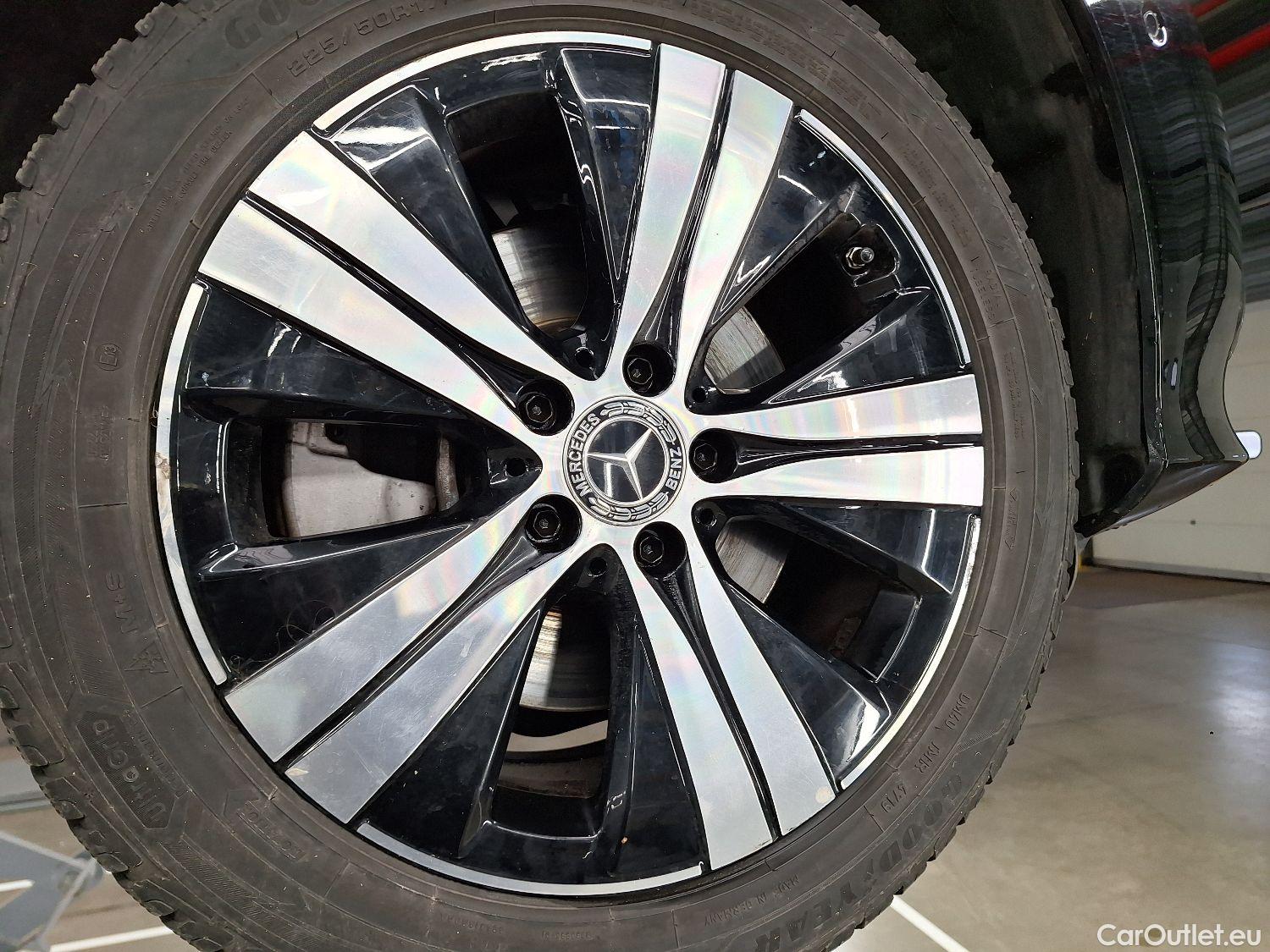  Mercedes  C-Klasse Mercedes, C-Class Break '21, Mercedes-Benz  Break C 200d Luxury Line 5d #1