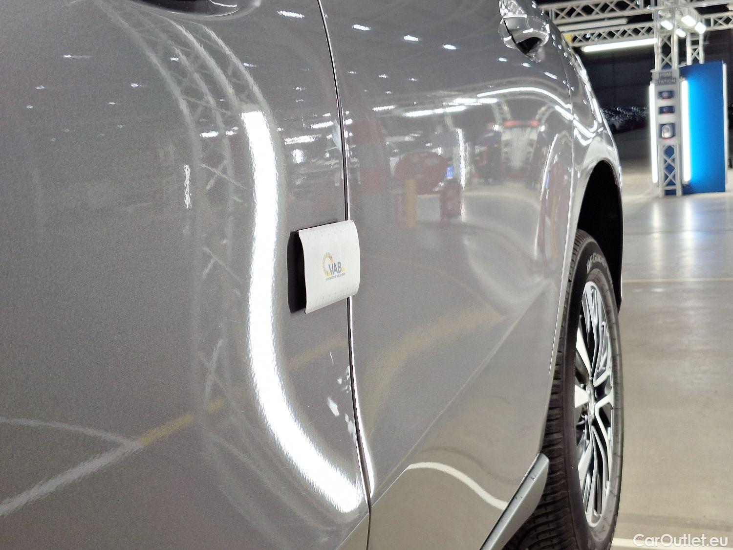  Mercedes  A-Klasse Mercedes, A-Class Berline '18, Mercedes-Benz  Limousine A 180d DCT Busine #32