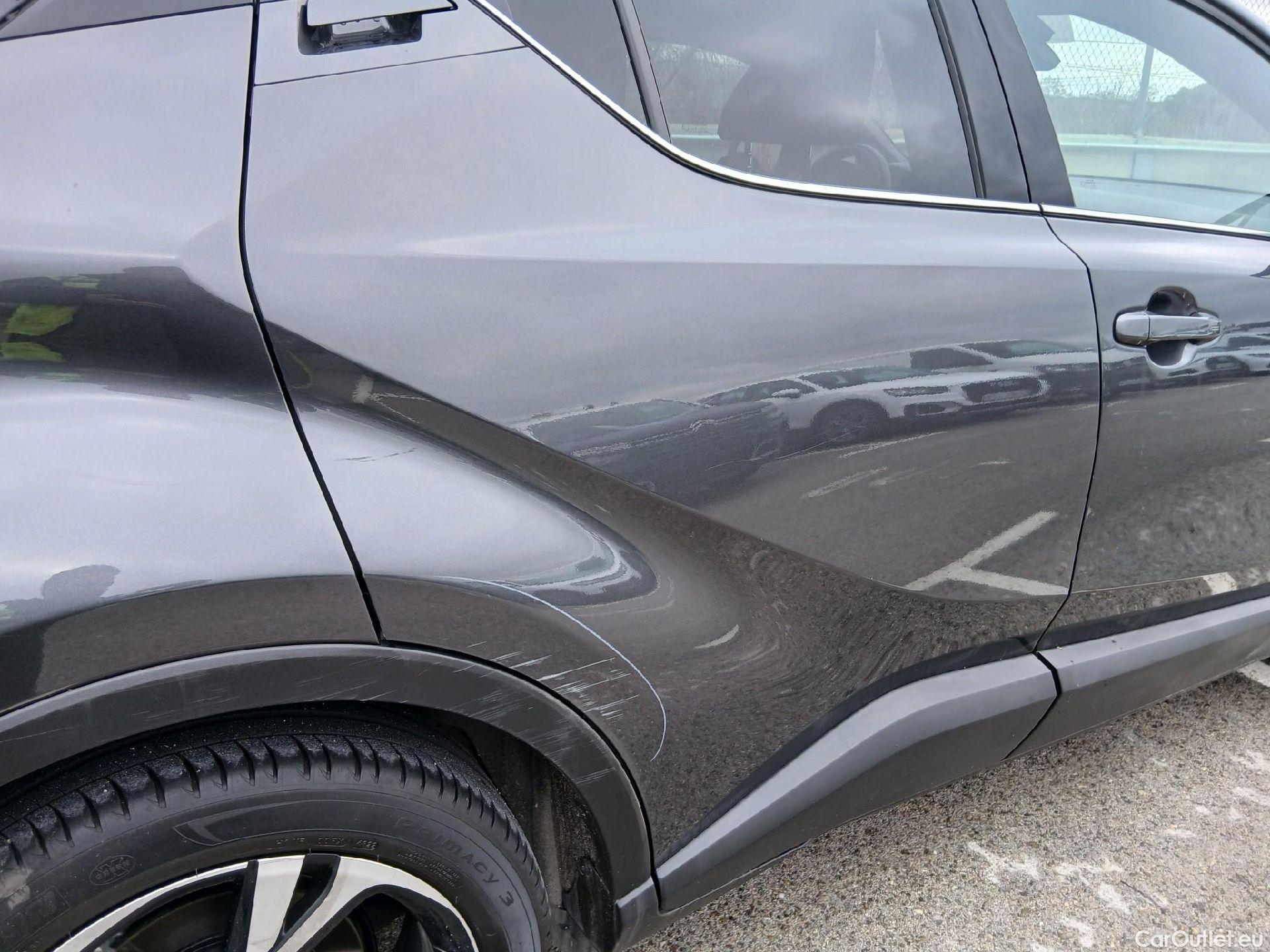  Toyota  C-HR TOYOTA  / 2019 / 5P / todoterreno 2.0 180H Advance #41