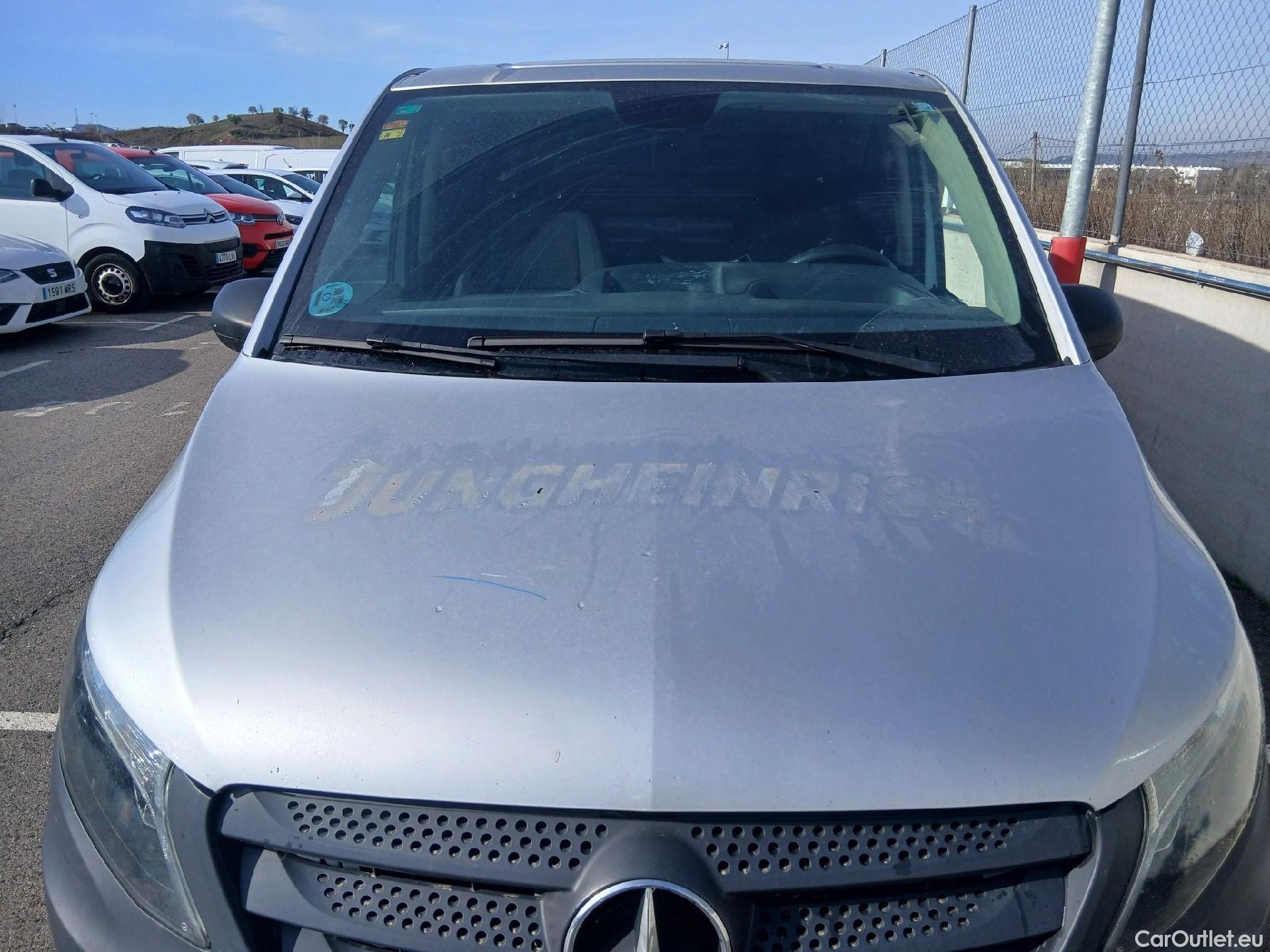  Mercedes  Vito MERCEDES-BENZ  / 2014 / 4P / furgón 111 CDI Larga #5