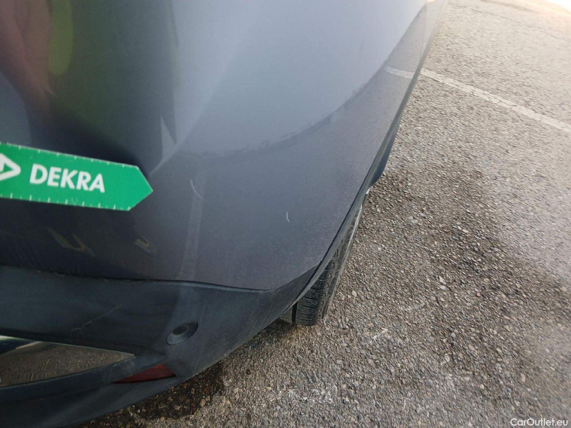  Peugeot  3008 PEUGEOT  Hybrid / 2020 / 5P / todoterreno 225 e-EAT8 Allure Pack #22