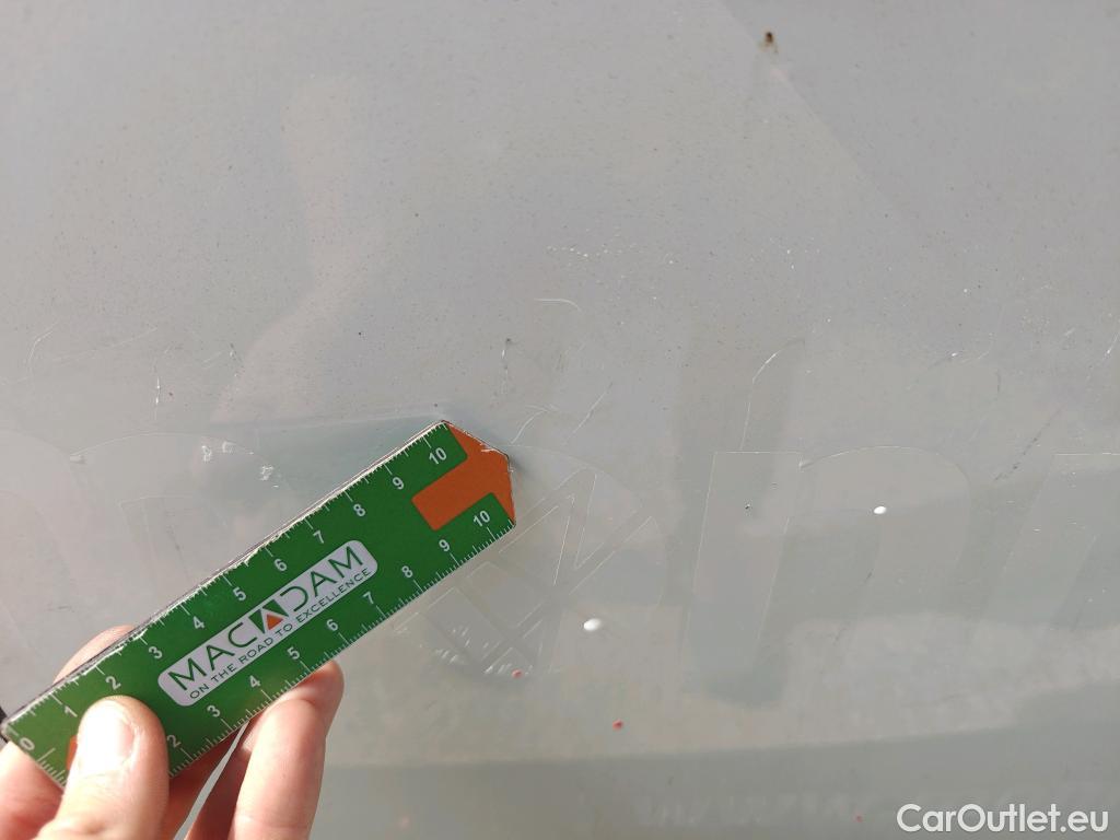  Peugeot  Partner PEUGEOT  / 2018 / 3P / furgón derivado de turismo Pro Standard 600kg BlueHDi 73kW (AC) #38