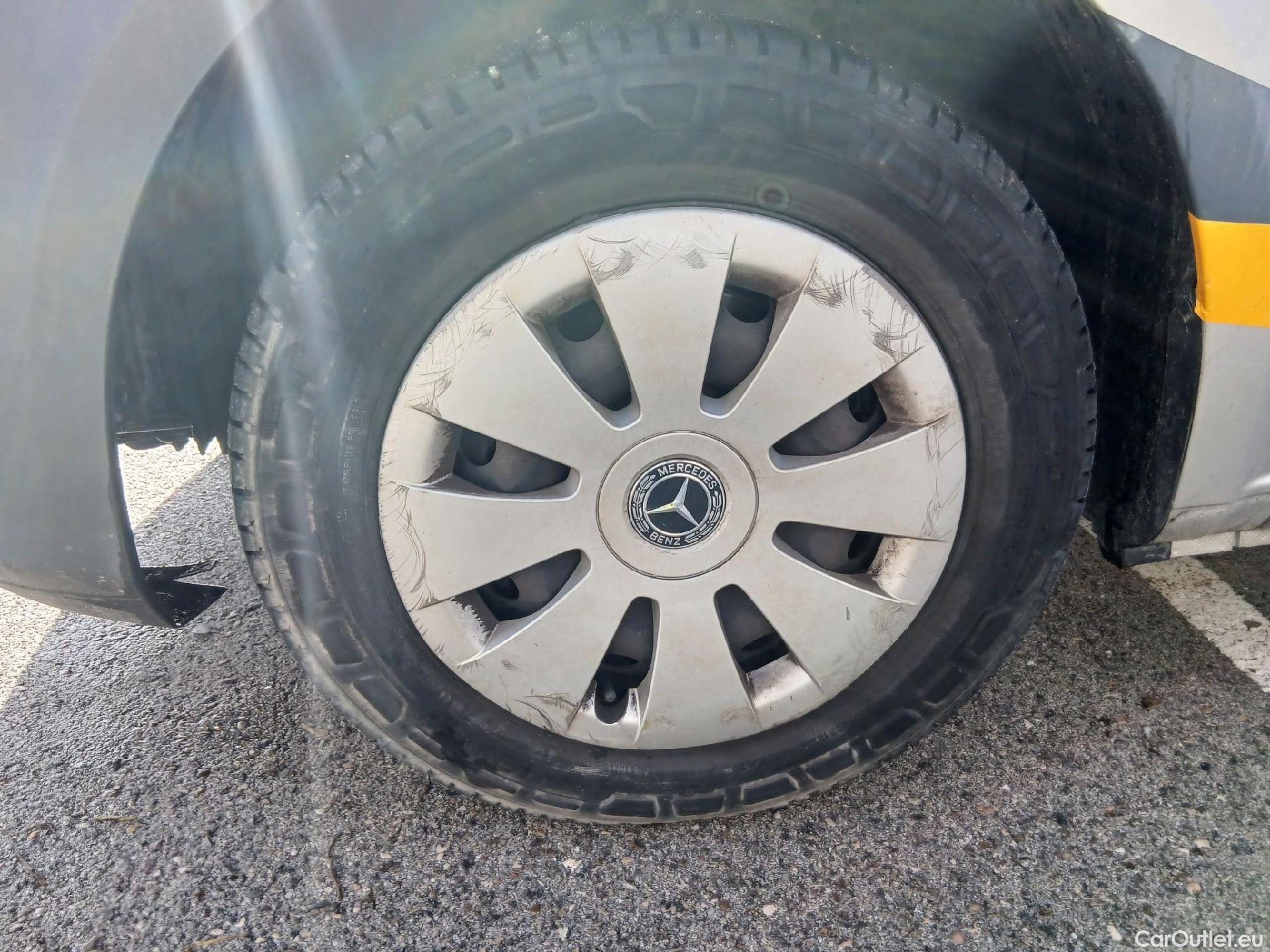  Mercedes  Vito MERCEDES-BENZ  / 2014 / 4P / furgón 111 CDI Larga #10