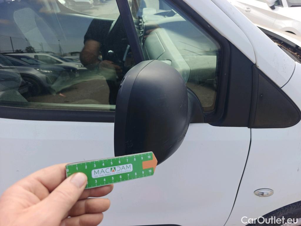  Citroen  Berlingo CITROEN  / 2015 / 4P / combi Multispace LIVE Edit.BlueHDi 74KW (100CV (AC) #46