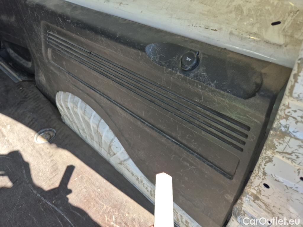  Opel  Combo OPEL  / 2018 / 4P / furgón derivado de turismo 1.6TD S/S 74kW(100CV) Express XL H1 1000 #32